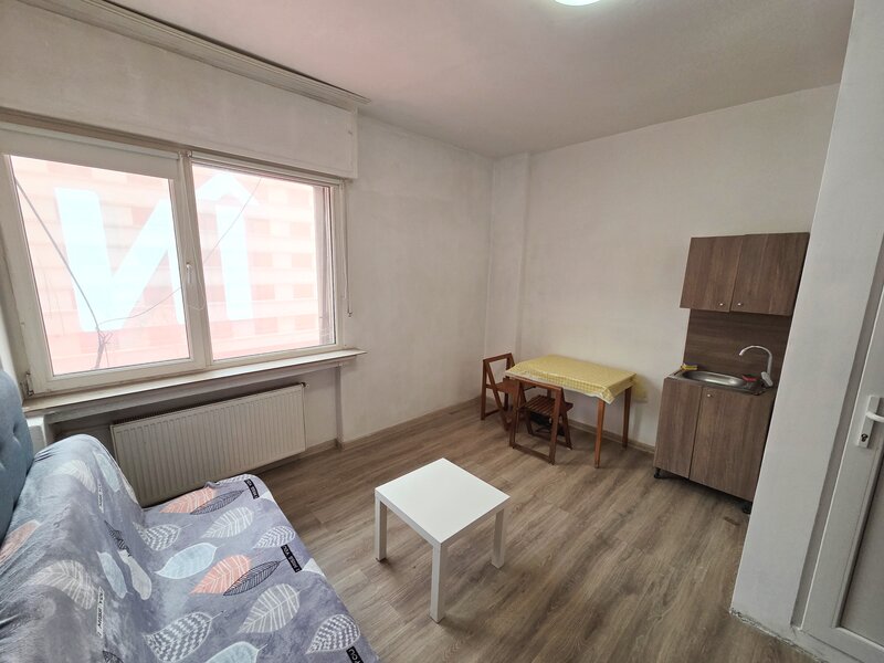 Romana, Universitate