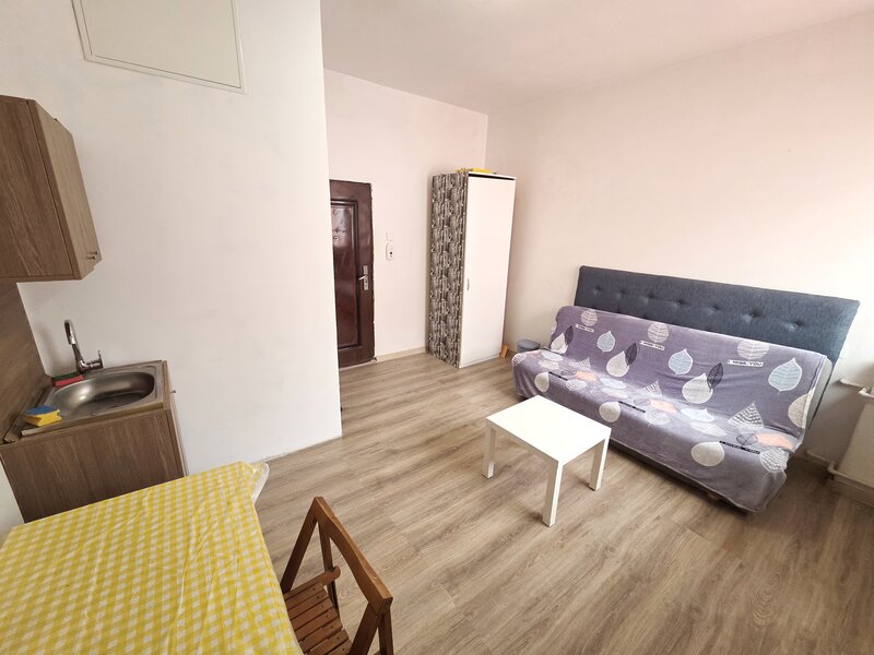 Romana, Universitate